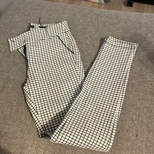 NEW WOMEN PANTS SIZE M